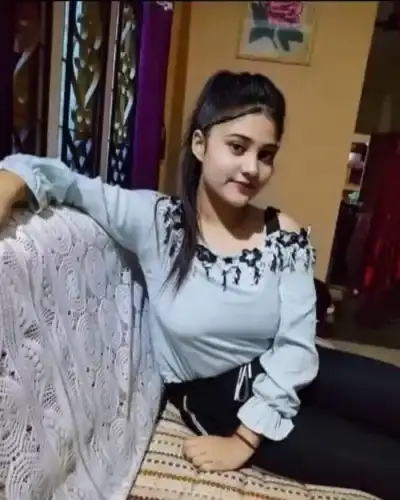 Escorts Service In Mahudha