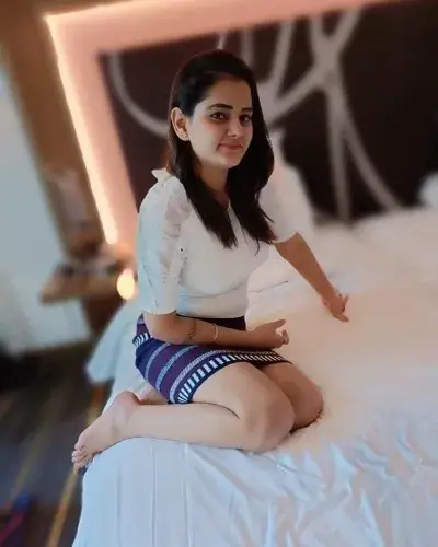 Escort Service In Mahudha